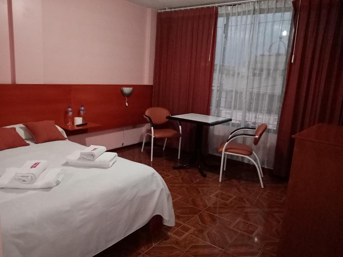 Hostal Sauna Water Palace Quito Luaran gambar